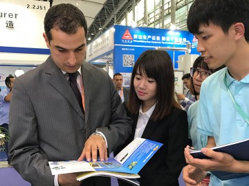 潛心研發多奇思，市場潮頭優勢顯 ——廣州海獅潛心產品研發帶來塑膠市場新氣象