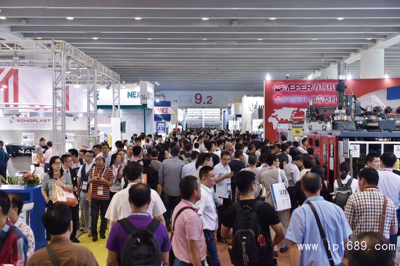 全球經濟正在逐漸復蘇，橡塑行業的需求旺盛，踏入2017年伊始便迎來了這一積極信號。目前，主辦方已收到超過4000家展商提出的參展申請，相比往年更為熱烈，落實參展也更為迅速。