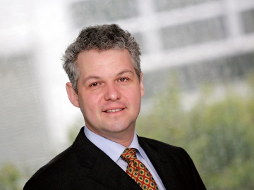 智能機器、生產和服務：三駕馬車拉動恩格爾續寫新傳奇