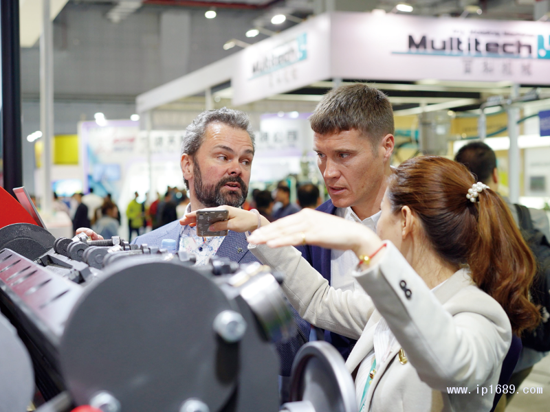 &ldquo;CHINAPLAS-2019-國際橡塑展&rdquo;預計將吸引來自全球150個國家的18萬專業觀眾。-(2)