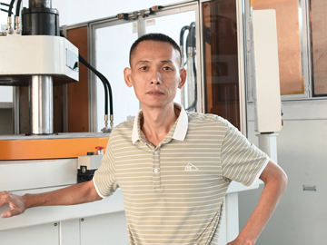 打好技術“地基”  下沉田間地頭