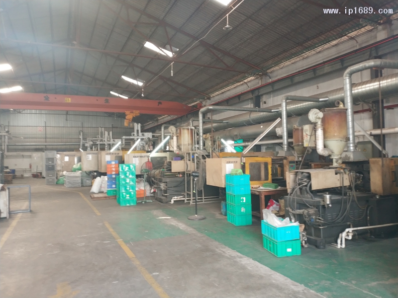 佛山市順德區容桂祥佳塑料五金廠 (4)車間機器