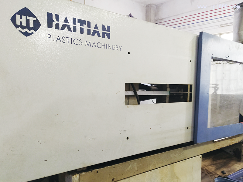 中山市小欖鎮銘暢五金塑料制品廠車間