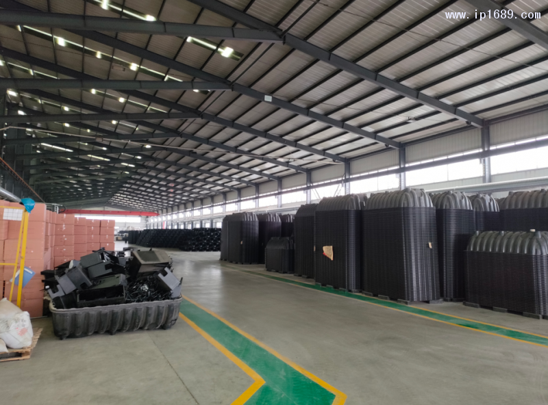 山東鵬洲塑業有限公司生產車間