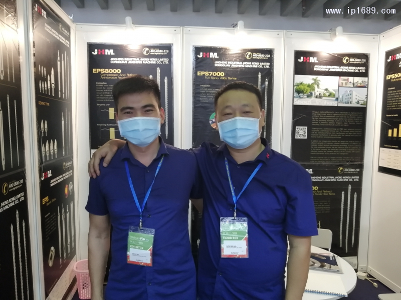 東莞精恒機械有限公司 經理鐘欣樺（左）、副經理田德杰（右）