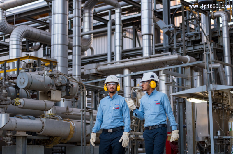 電氣機械和器材制造業增長41.5%