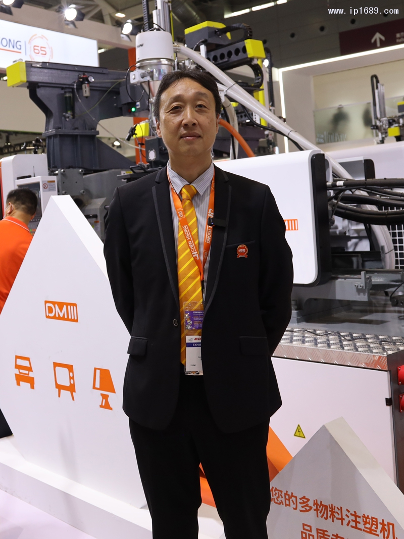 震雄執行董事&mdash;&mdash;鐘效良