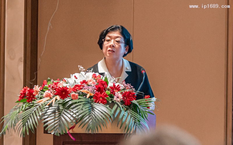 中國塑料機械工業協會常務副會長粟東平