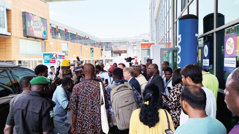 尼日利亞展會開展，盛狀空前-拷貝