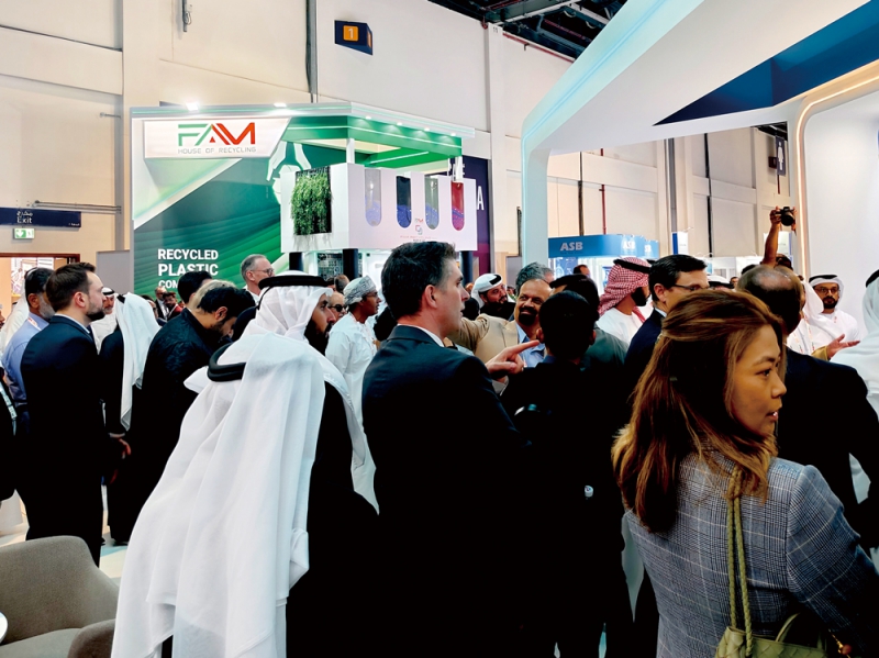 現場超3萬人次專業觀眾及900多家參展企業2-拷貝