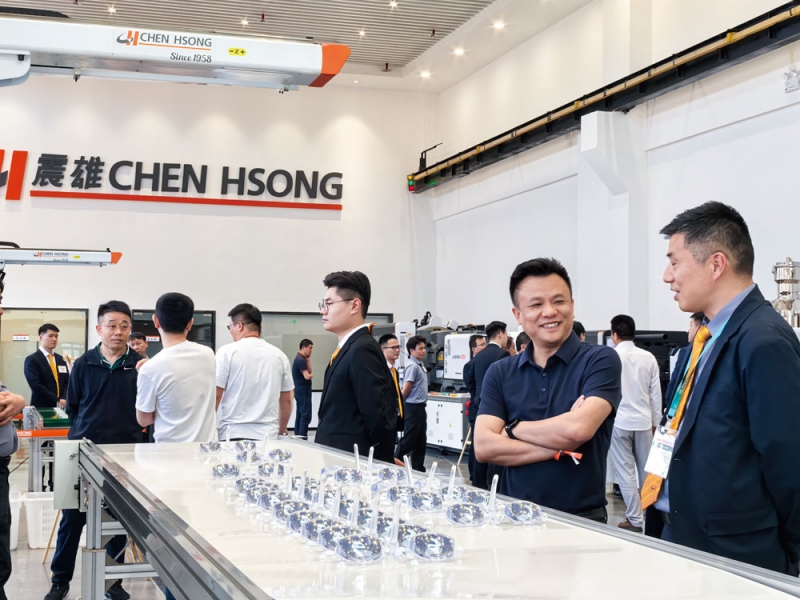 一系列創新成果的亮相將活動推向高潮-拷貝