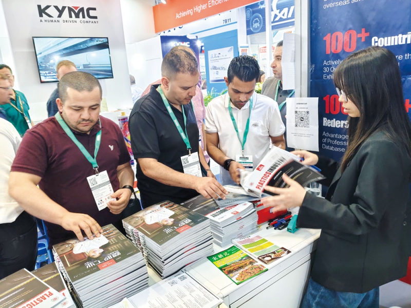 團隊積極搭建國內外企業交流的橋梁，助力中國塑企拓展國際市場-拷貝